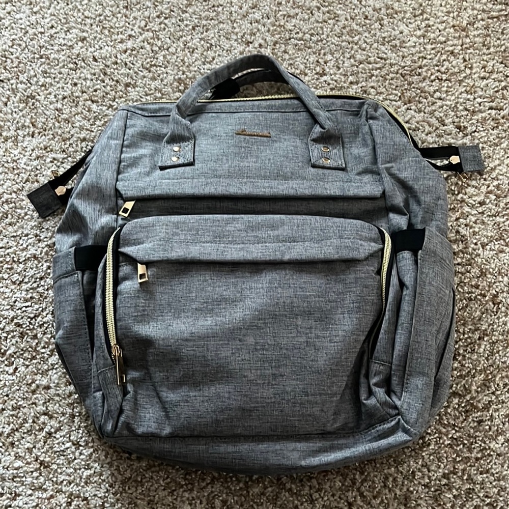 NWOT Lovevook Laptop Traveling Backpack/Diaper Bag